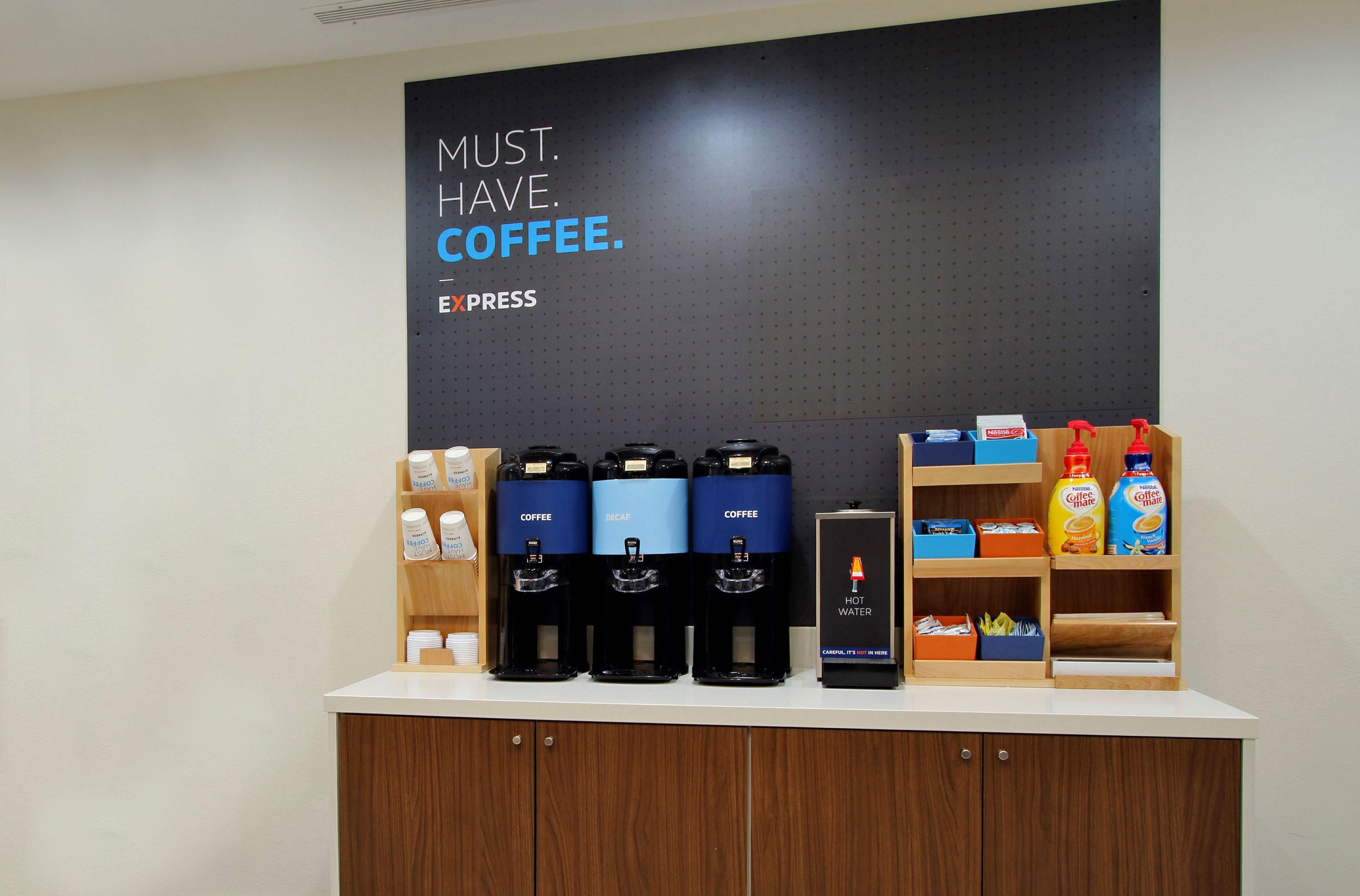 Holiday Inn Express & Suites Fredericksburg By Ihg Esterno foto
